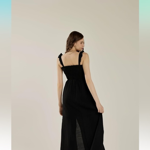 noflik Sleeveless Ruffle Straps Smocked High Slit Dress - Picture 4 of 9